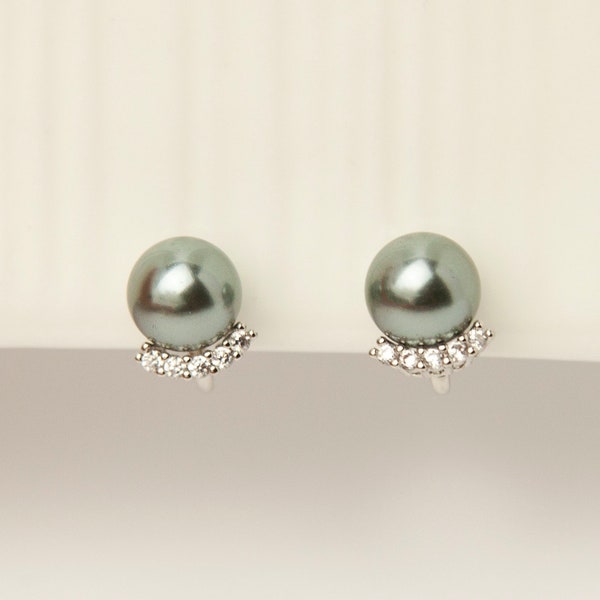 Clip On Pearl Earrings, Dark Grey Pearl CZ Stud Earrings, Silver Crystal Clip On Stud, Non Pierced Earring Small Ear Clip Studs, Bridal Stud