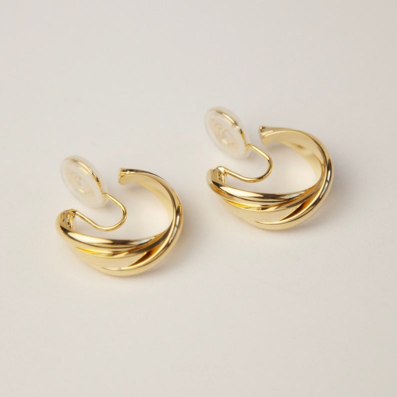 Twisted Hoop Clip On Earrings, Coil Back Clip On Gold or Sillver Huggie