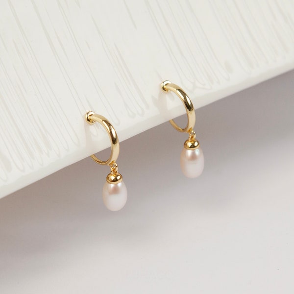 Genuine Pearl Dangle Clip On Earrings, Minimalist Dangle Pearls Earrings, Dangle Hoop Pearls Earrings, Freshwater Pearl Non Pierced Earrings