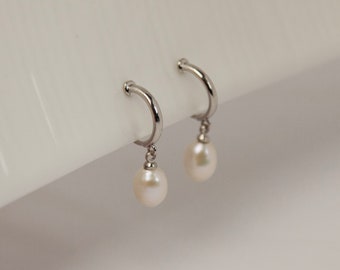 Genuine Pearl Dangle Clip On Earrings, Minimalist Dangle Pearls Earrings, Dangle Hoop Pearls Earrings, Freshwater Pearl Non Pierced Earrings
