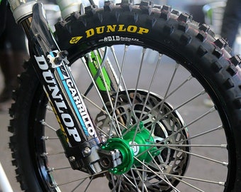 Letras de neumáticos DUNLOP Motocross Pegatina elevada permanente que se adapta a Dirt Bike MOTOCICLETA 17"-21" Conjunto completo de ajuste universal -Envío exprés-