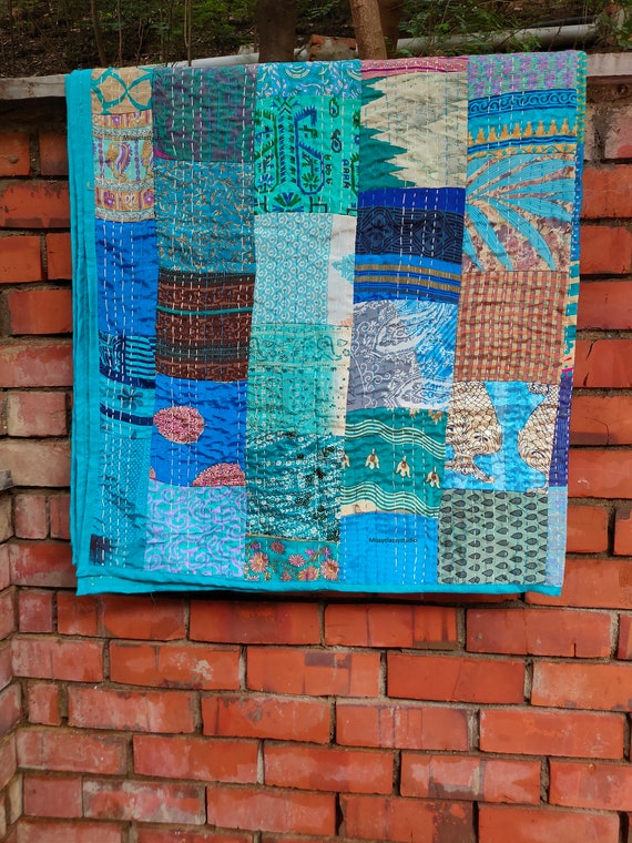 Handmade Patchwork Kantha Quilt Cozy Blanket Bohemian Quilt Silk Kantha Quilt Gifts for Her Table Cloth Living Room Decor