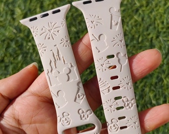 Bracelet en silicone gravé à la main pour parcs à thème Disney Castle 38 mm 40 mm 41 mm 42 mm 44 mm 45 mm 49 mm Ultra pour iWatch série 9 8-1