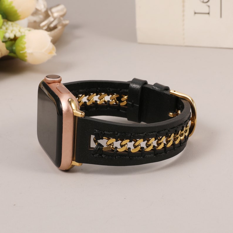 Bracelet pour Apple Watch en cuir 38/40/41/42/44/45/49 mm femme Bracelet en cuir de créateur avec chaîne évidée en métal pour iWatch série 9-1 SE Black/Gold