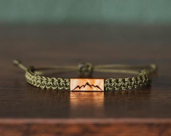 Berg Armband: Personalisierbares Altholz (Wurzelholz), Makramee, Wanderschmuck, verschiedene Farben
