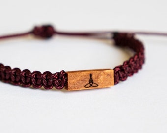 Mother's Symbol: Celtic Motherhood Knot | Wood Macramé Custom Bracelet | Mother's Day Gift | Mom Jewelry | New Mom | Mother Daughter/Son