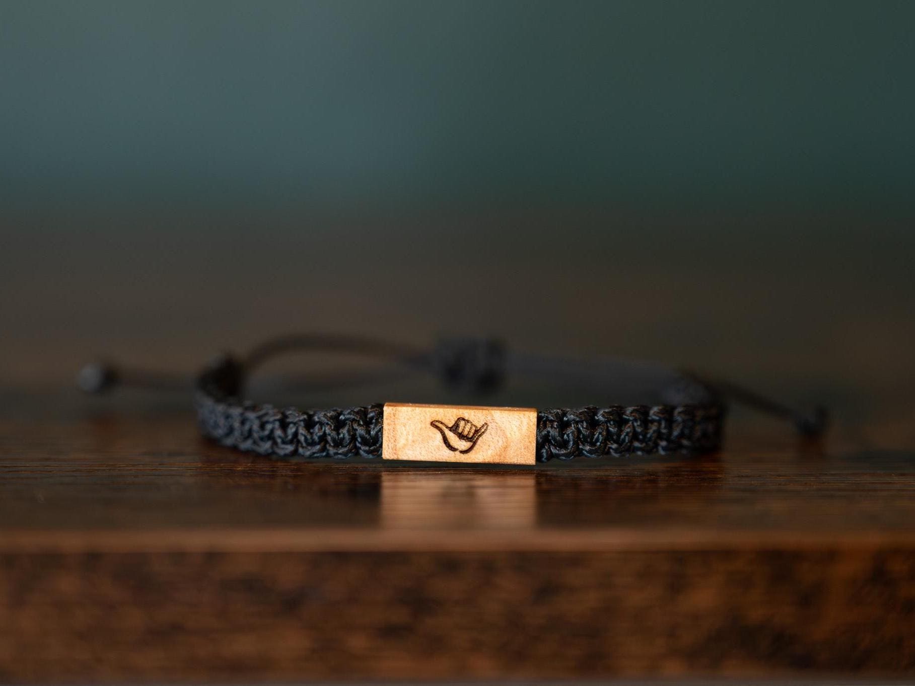 Mens hawaii bracelet - Etsy 日本
