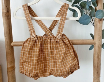 Baby ruffled bloomer with straps, Oeko Tex muslin, Baby puffy overalls, Diaper cover, 6 sizes available, Christmas gift, CARREAUX CAMEL