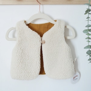 Gilet de berger réversible bébé, Gilet bébé sans manches, Vêtements hiver unisex, Fausse fourrure mouton, Liste de naissance, Cadeau bébé Moutarde