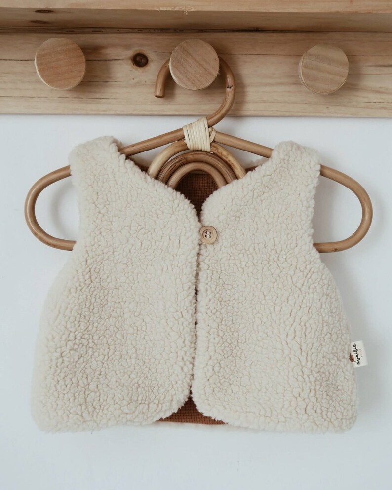 Gilet de berger réversible bébé, Gilet bébé sans manches, Vêtements hiver unisex, Fausse fourrure mouton, Coton Oeko tex, Cadeau naissance image 2