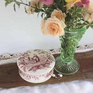 Spode trinket bowl: cranberry 'Girl at Well', dressing table vintage accessory