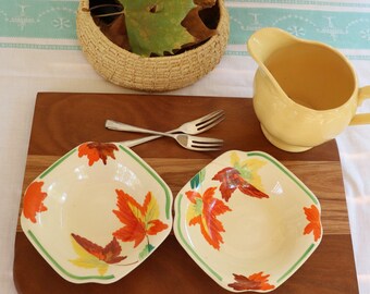 Five A J Wilkinson ‘Honeyglaze’ dessert bowls, sweets dishes, Royal Staffordshire Pottery, autumn leaves