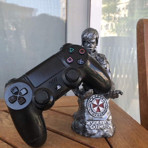 Resident evil 2024 ps4 controller