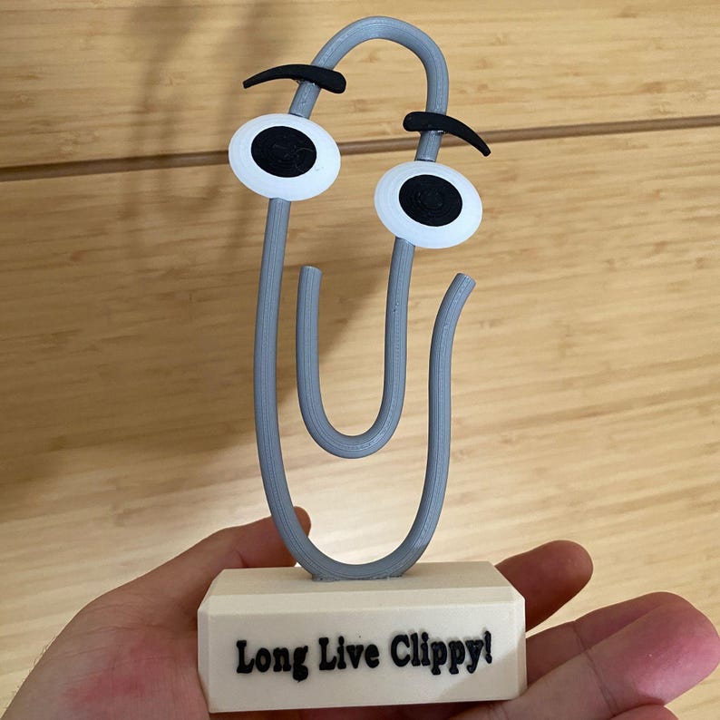 Clippy Decor, Retro Desk Decor, Microsoft Icon, Tech Gift, Office Nostalgia, Clippy Figure, Paperclip Decor, Tech Office Decor, Geek Desk, Retro Office, Clippy Stand, Unique Gift, Office Humor