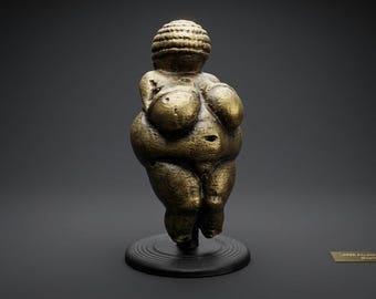Venus of Willendorf Replica: 3D Printed Archaeological Statue with Stand