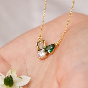 Collar personalizado con 3 piedras de nacimiento • Collar familiar personalizado • Joyería para mejores amigas • Regalo para mamá (Toi et Moi) • Regalo para el equipo