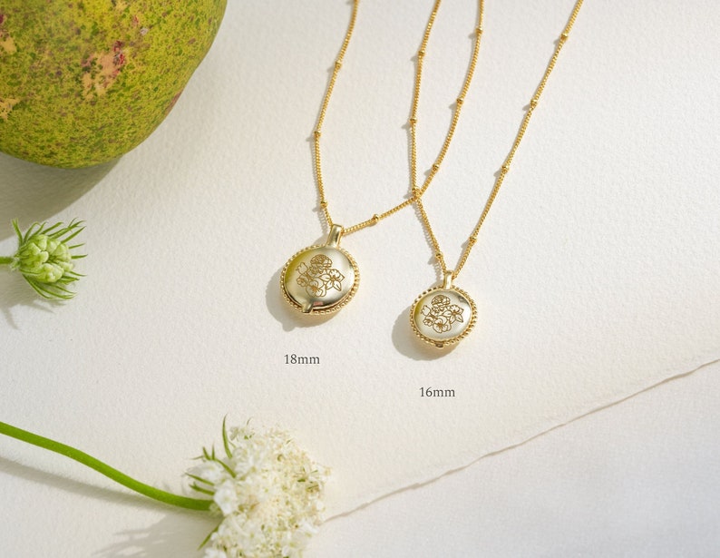 Birth Flower Engraved Locket Necklace Message Locket Personalized Photo Locket Keepsake Locket Combined Birth Flower Round Locket image 1