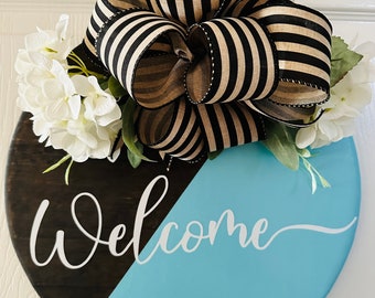 Hello, Welcome, Round Wooden Door hanger with interchangeable bow, front door wreath,