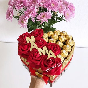 Geburtstagsgeschenk für die Mama aus Merci/ rote Rosen und Rocher Ferrero, besonderes Geschenk für eine besondere Person