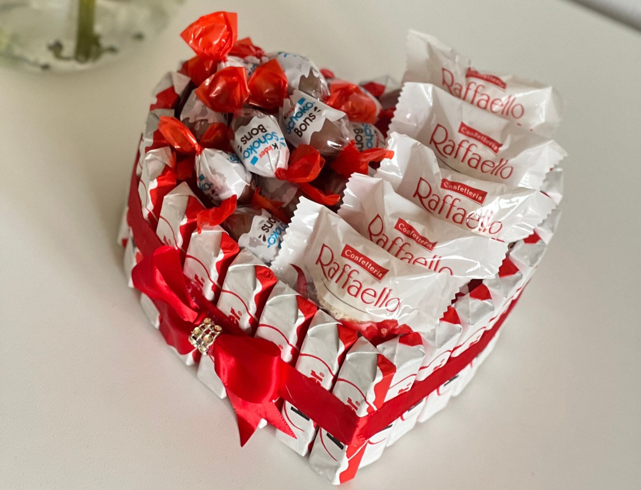 Raffaello Candy Box, Gifts Delivery in Ukraine. Prices, Photos, Reviews