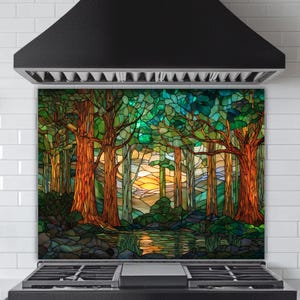 Dosseret forestier en vitrail : panneau de cuisine Woodland en verre trempé