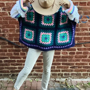 Vintage Handmade Crochet Granny Squares Afghan Quilt Oversized Pullover Coat Jacket Pancho