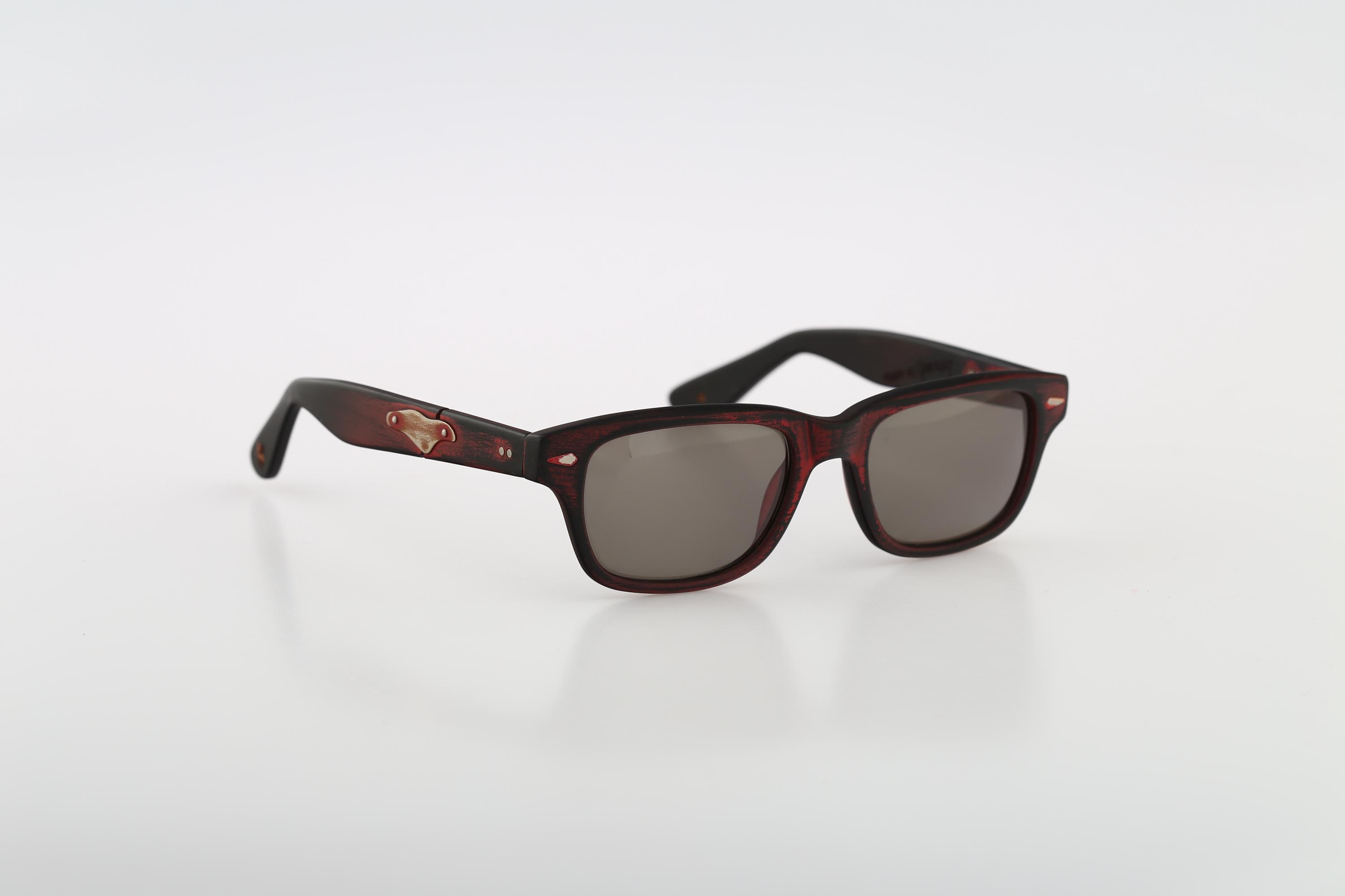 Kowalski KD R1, Vintage 2000s Unique Black and Red Rectangle