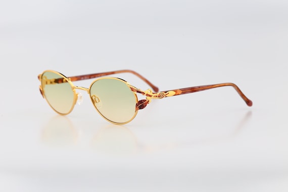 Tortoiseshell Round Women\'s Sunglasses with Decorative Silver Temples Round metal sunglasses - tortoiseshell effect · Gold, Silver  main image 3