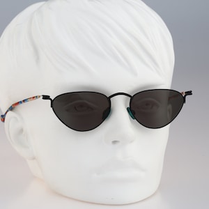 Contro Verse 3040 128 08, Vintage 90s unique black small cat eye sunglasses women NOS
