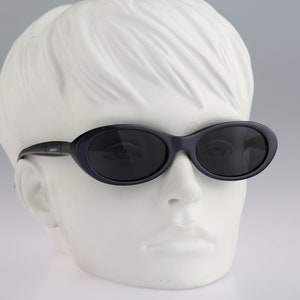 Diablo D87 532, Vintage 90s lightweight blue oval sunglasses women, NOS