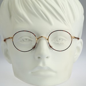 Vanni 502 C63, Vintage 90s tortoise and gold small round eyeglasses frames mens & womens NOS
