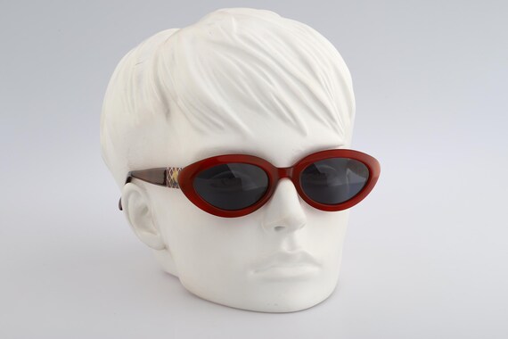 Mondi by Metzler 2852 492, Vintage 90s Red Oval Cat Eye  display picture 1