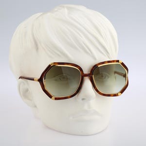 Lawrence Eyewear - Etsy display picture 1