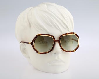 Vintage TL 327 Oversized Sunglasses il_1080xN.3548353483_foyi.jpg main image 2