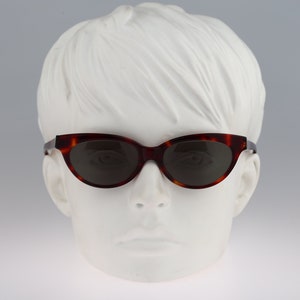 Nouvelle Vague S 114 Fathia, Vintage 80s tortoise cat eye sunglasses women, NOS
