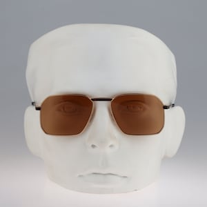 Zeiss 5922 4200, Vintage 80s tinted brown lenses gold square sunglasses men & women NOS