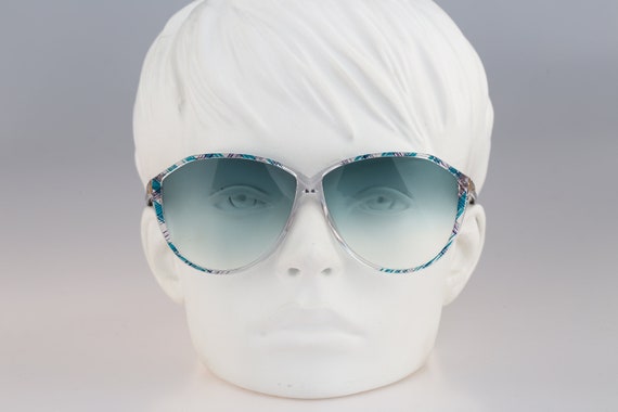 Gafas de sol en forma de ojo de online gato de lentes tintadas