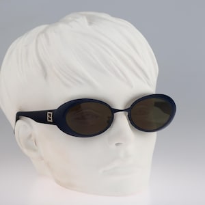 Fendi SI 7090 Q40, Vintage 90s blue oval sunglasses women NOS