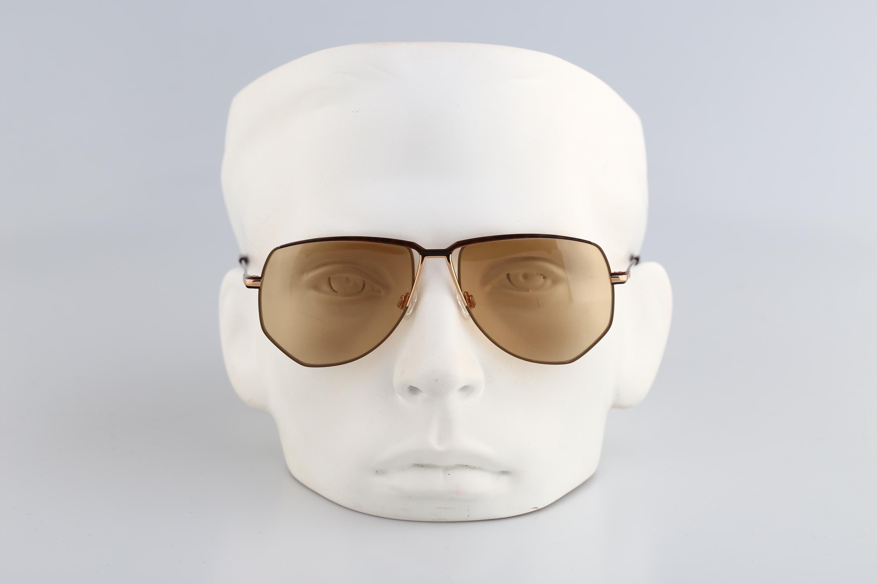 New never worn tinted aviator sunglasses adults ? Gold Lightweight Flexible Aviator Tinted Sunglasses with  main image 4