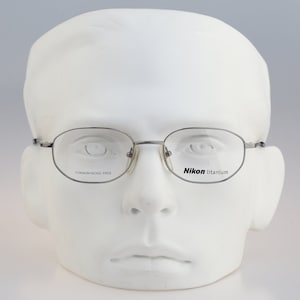 Nikon Dura Titan DT4363 0342, Vintage 90s unique silver small hexagon eyeglasses frames mens & women NOS