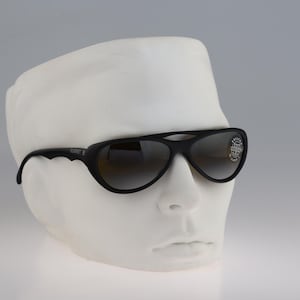 Vuarnet Pouilloux Ref. 103 NMA, Vintage 90er Jahre schwarz gewickelte Aviator Sonnenbrille Herren & Damen NOS