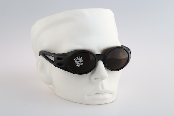 Vuarnet Pouilloux 031, Vintage 90s Tempered Glass Lenses  display picture 1