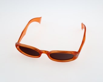 Vintage Givenchy Rectangular Toffee Brown Sunglasses Made in France Givenchy Sunglasses SGV 012 COL. 300 Gold Toned Metal Frames  main image 2