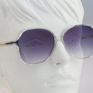 Silhouette M 1746 20 C 1692, Vintage 90s unique oversized clear butterfly sunglasses women, NOS