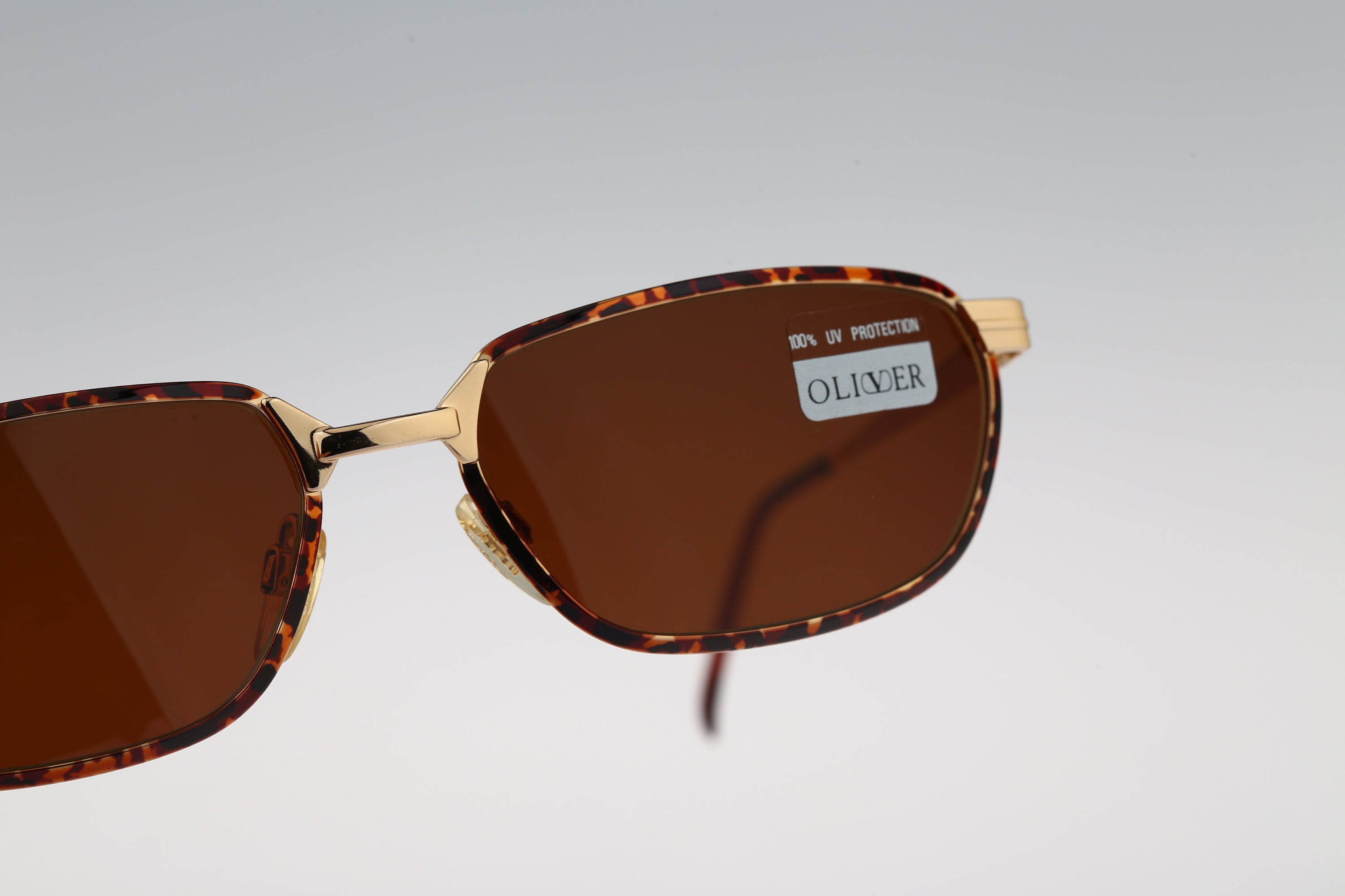 Oliver by Valentino 1808 906, Vintage 90s Gold and Tortoise 