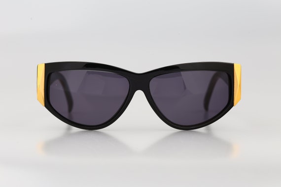 Medusa Head cat-eye sunglasses