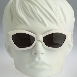 Linea Pitti Florence design 546, Vintage 90s angular white cat eye sunglasses women, NOS