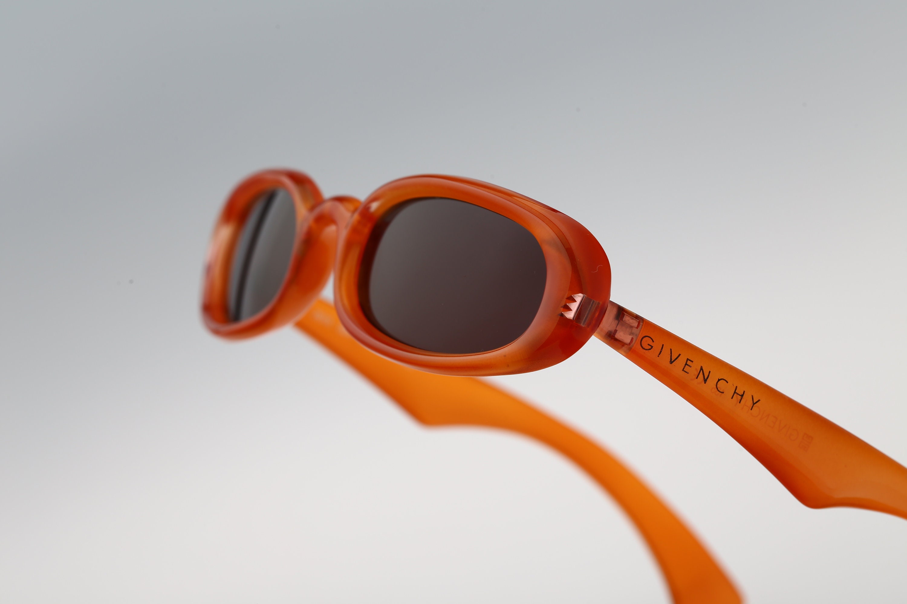 NEW GIVENCHY SUNGLASSES ORANGE WOMEN EYEWEAR GIVENCHY Givenchy 2513 004, Vintage 90s Orange Slim Rectangle  main image 2