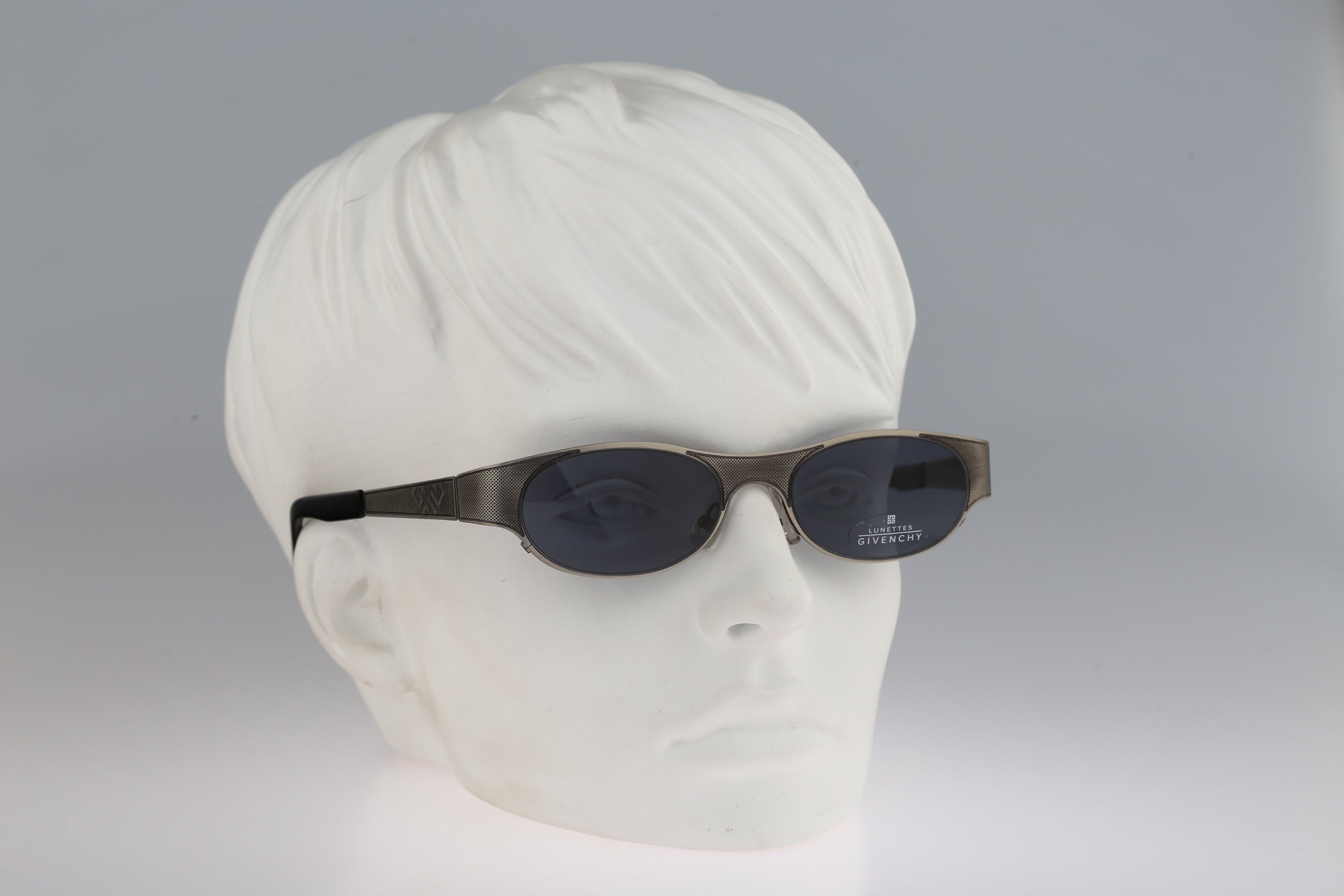 Givenchy Shades From The 90s Givenchy GV7040/S TEM 90 Sunglasses | Shade Station main image 4