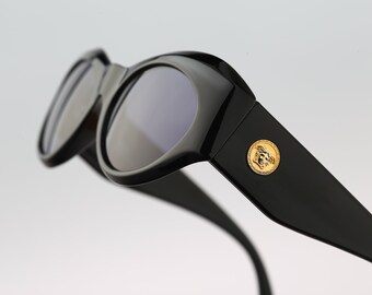 Gianni Versace 374 852 BK Medusa-hoofd, vintage jaren 90 zwarte cat  eye-zonnebril dames, NOS - Etsy Nederland